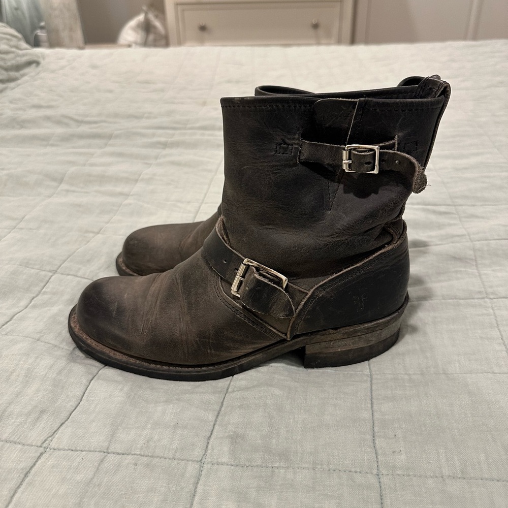 Frye Short Boots, Buckle Features, Size 9, Black Leather